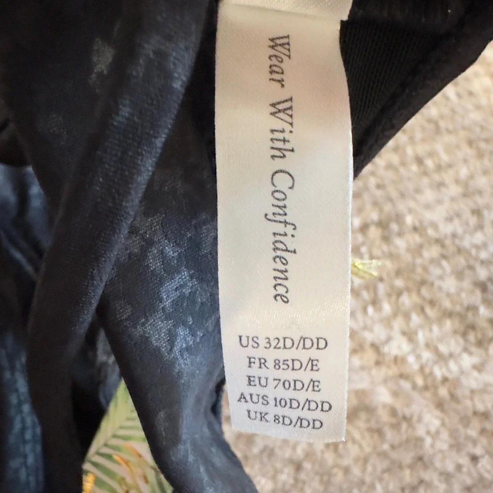 Wolf & Whistle Black Snakeskin Wrap Around Bikini Top US 32D/DD NWT